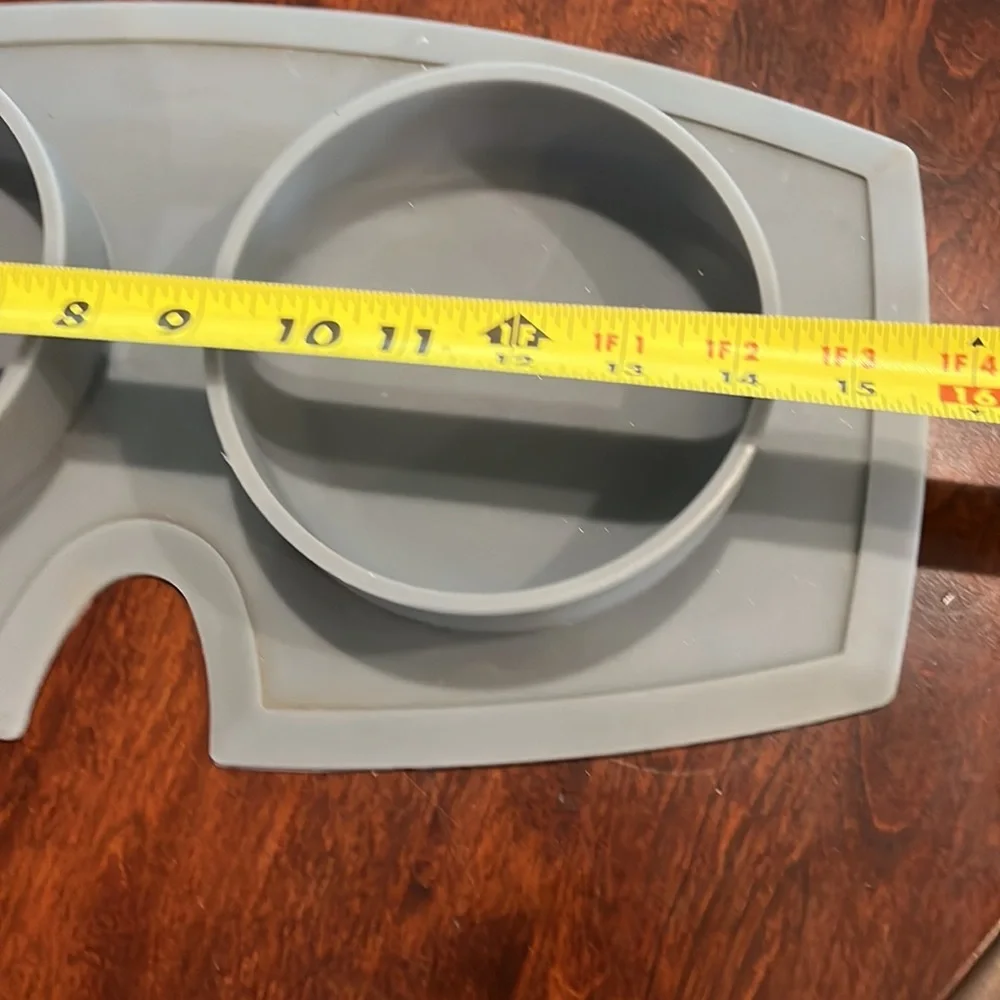 Silicone dog bowl tray